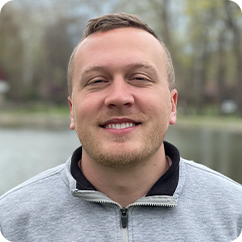 GF_our_family_team_headshots_desktop_06